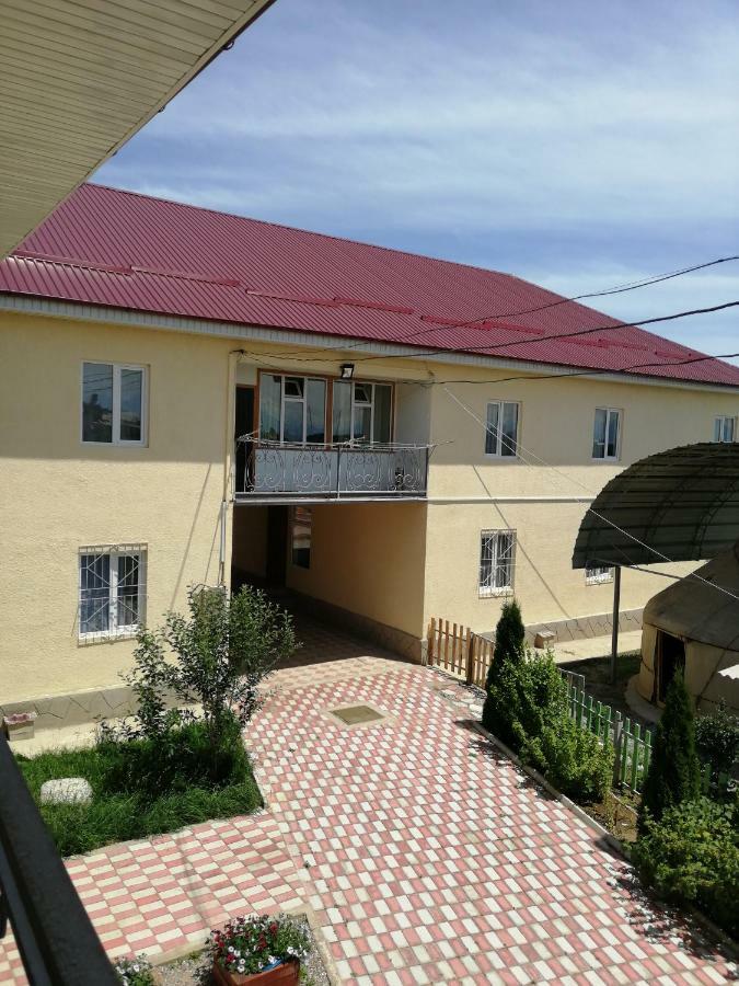 Guest House Arbat Cholpon-Ata Exteriér fotografie